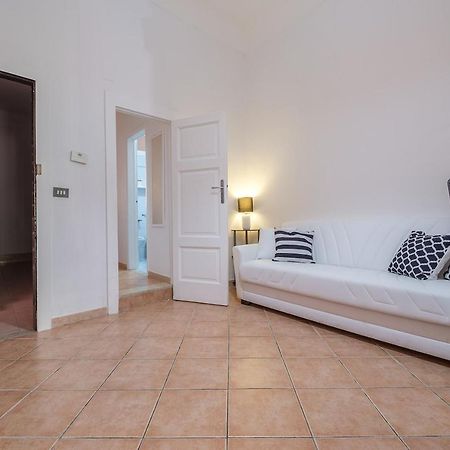 Skip Intro Apartment ตาออร์มินา ภายนอก รูปภาพ